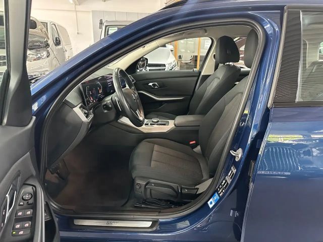 BMW 320 320d Touring xDrive