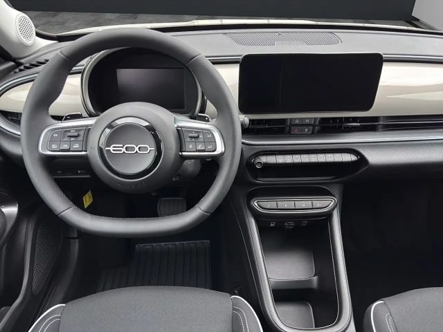 Fiat 600e Hybrid mHEV 110 6-Gang eDCT Pop