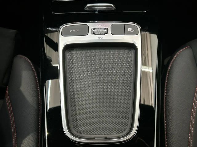 Mercedes-Benz CLA 220 4MATIC Coupé