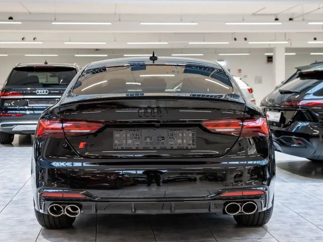 Audi S5 Quattro