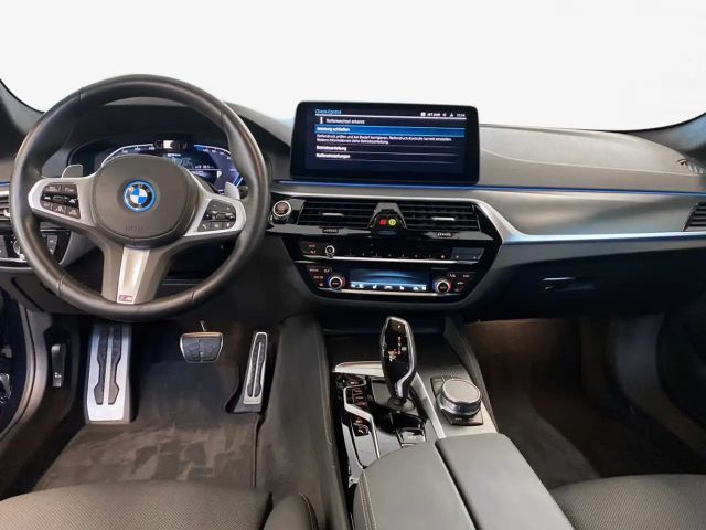 BMW 530 530e Touring