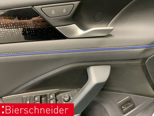 Volkswagen Tiguan Tiguan 2.0 TDI DSG 4Mo R-Line Black AHK PANO IQ HuD H/K 360