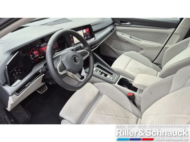 Volkswagen Golf 2.0 TDI Golf VIII Style Variant