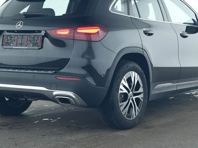 Mercedes-Benz GLA 180 Progressive