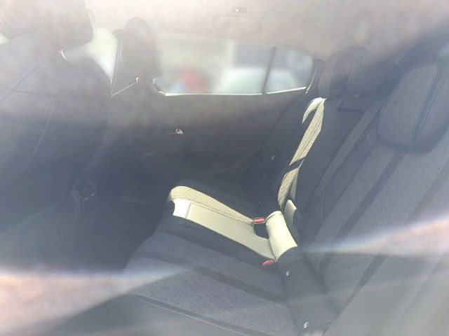 Peugeot 408 130 Allure Pack PureTech