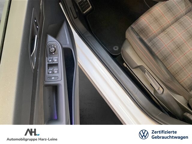 Volkswagen Golf 2.0 TSI DSG Golf VIII