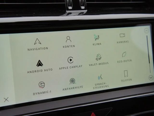 Jaguar XE AWD R-Dynamic SE