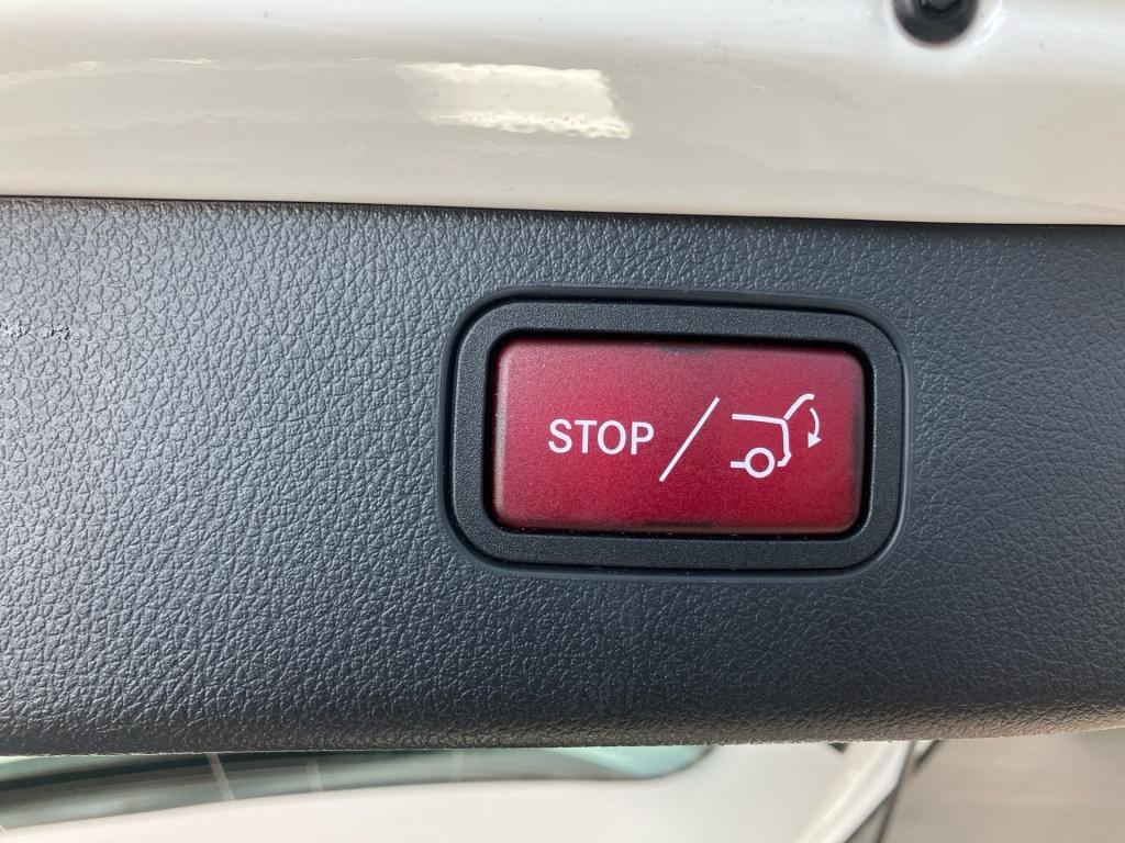 Mercedes-Benz C 220 AVANTGARDE C 220 d