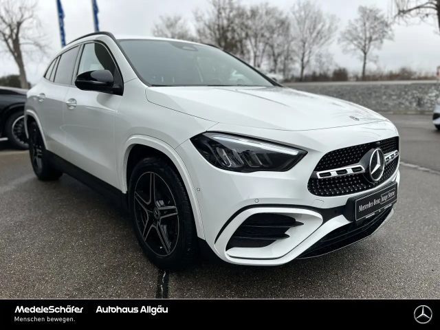 Mercedes-Benz GLA 200 AMG Line