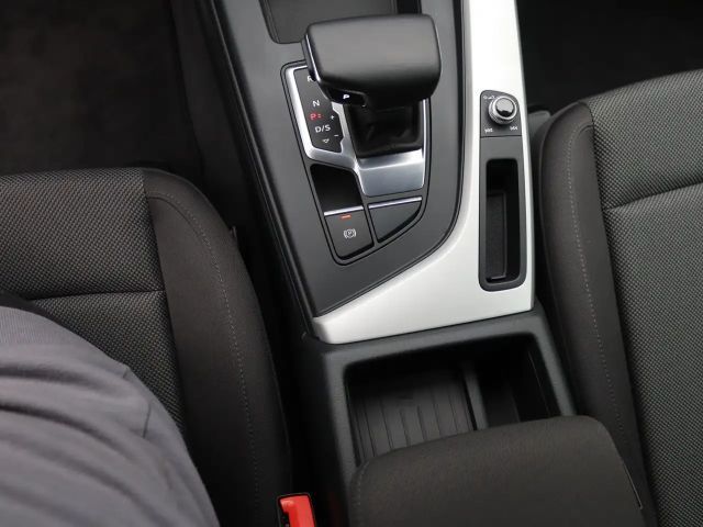 Audi A4 35 TDI S-Tronic