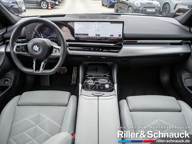 BMW 520 520i M-Sport Touring