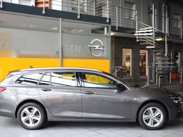 Opel Insignia Elegance Sports Tourer