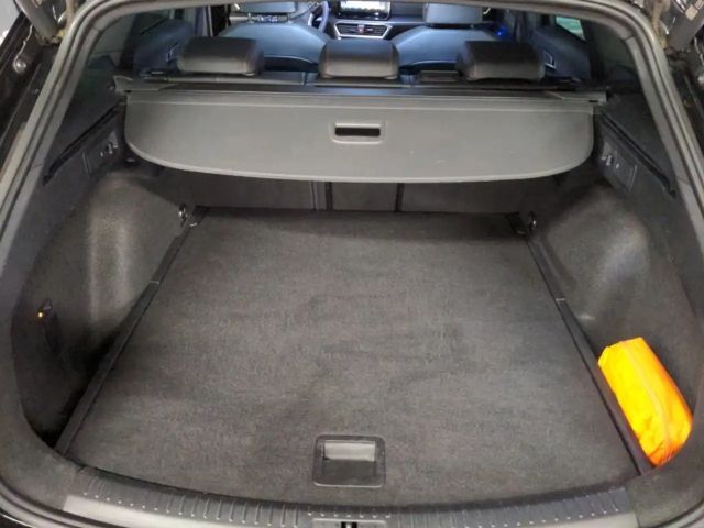 Seat Leon 1.5 eTSI DSG FR-lijn Sportstourer