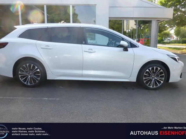 Toyota Corolla Hybride Team D Touring