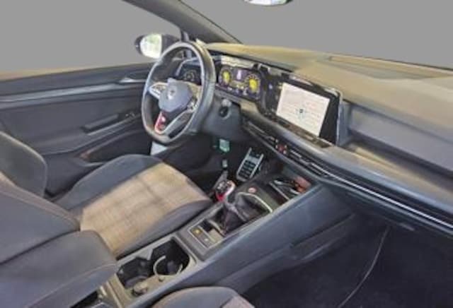 Volkswagen Golf 2.0 TSI Golf VIII