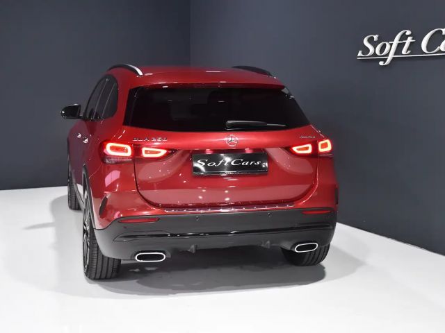 Mercedes-Benz GLA 250 AMG Line Designo