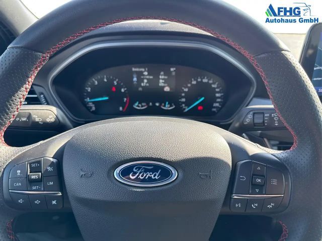 Ford Focus EcoBoost ST Line Style Wagon