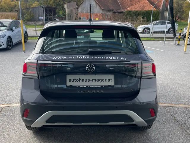 Volkswagen T-Cross 4Me TSI