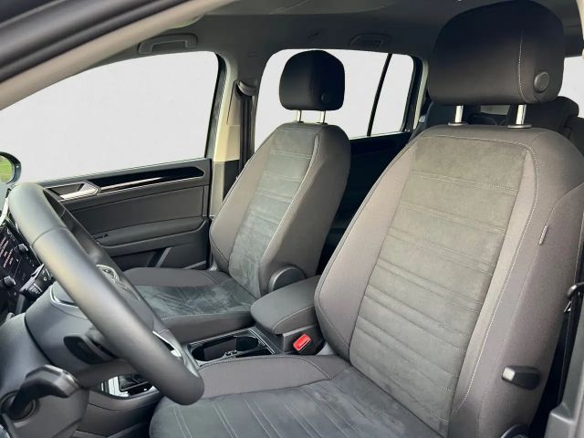 Volkswagen Touran DSG Highline