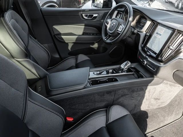 Volvo XC60 Dark Plus