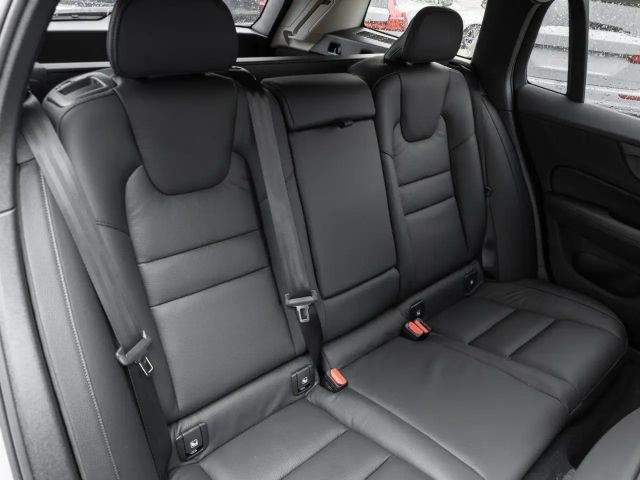 Volvo V60 AWD Dark Hybrid Plus