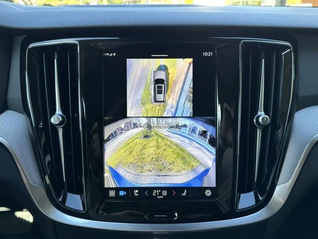 Volvo V60 AWD Dark Hybrid Plus T8