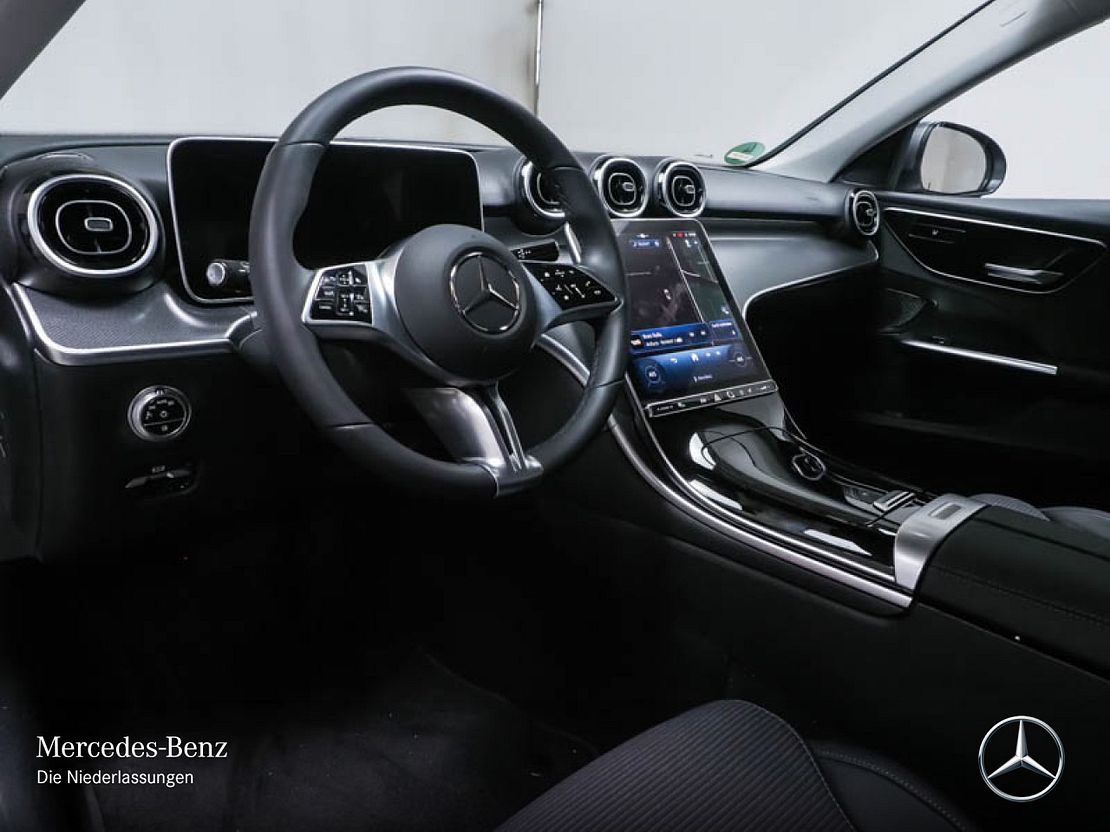 Mercedes-Benz C 180 AVANTGARDE Sedan