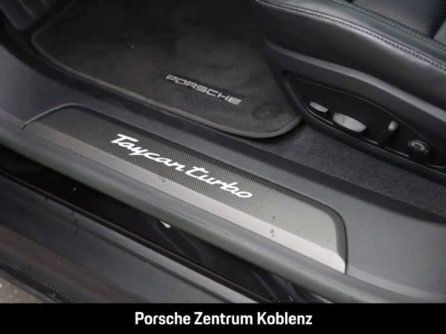 Porsche Taycan Turbo