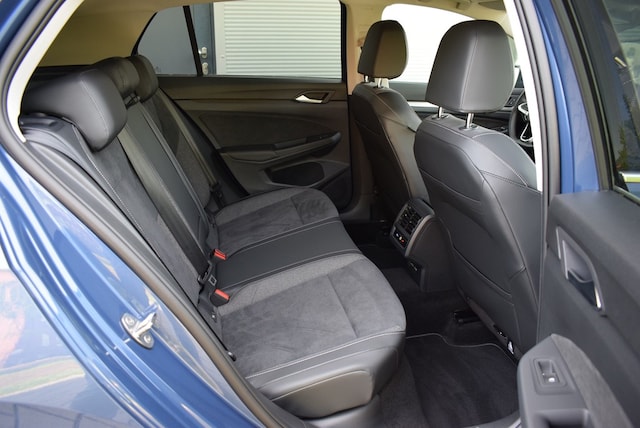 Volkswagen Golf 1.5 eTSI Golf VIII Style