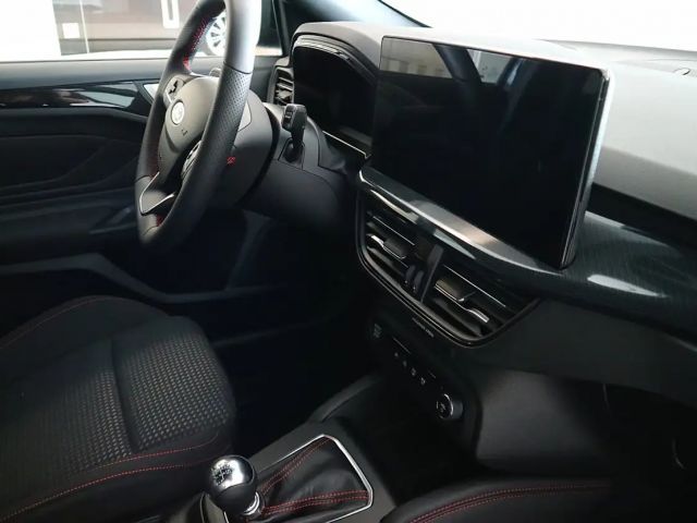 Ford Focus EcoBoost ST Line