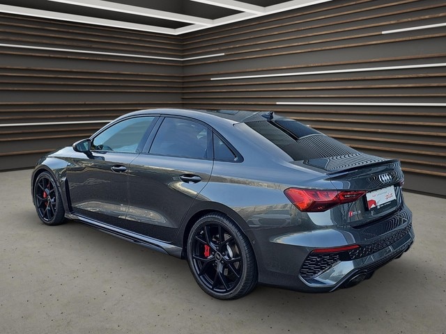 Audi RS3 Quattro S-Tronic Sedan