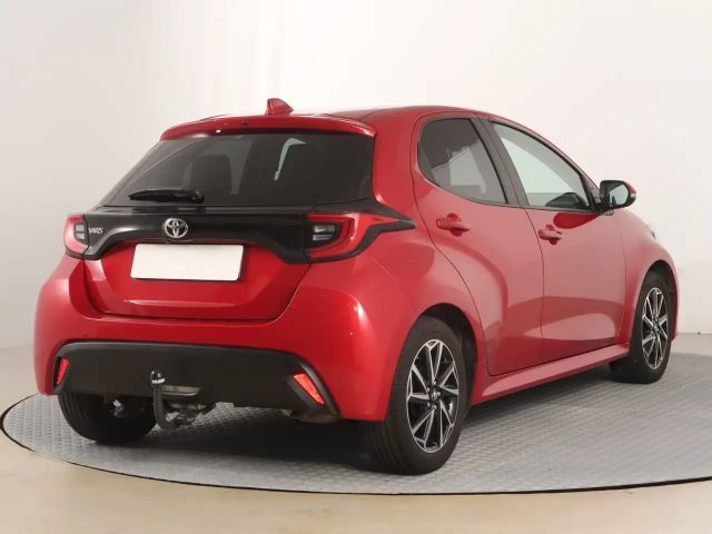 Toyota Yaris Hatchback Team D