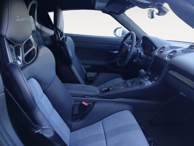 Porsche Cayman 718 RS