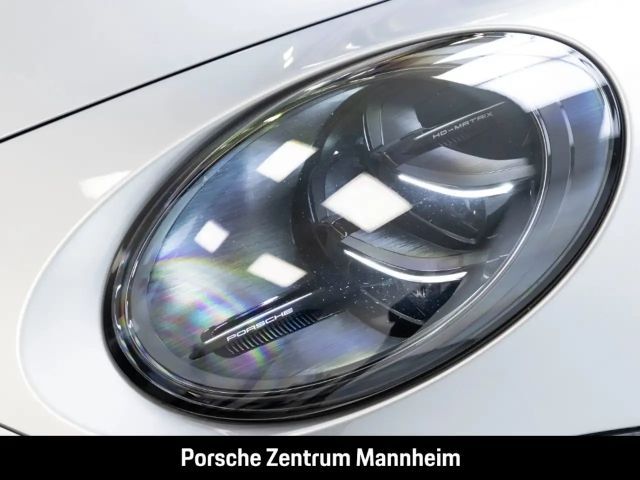 Porsche 992 Carrera Coupé GTS