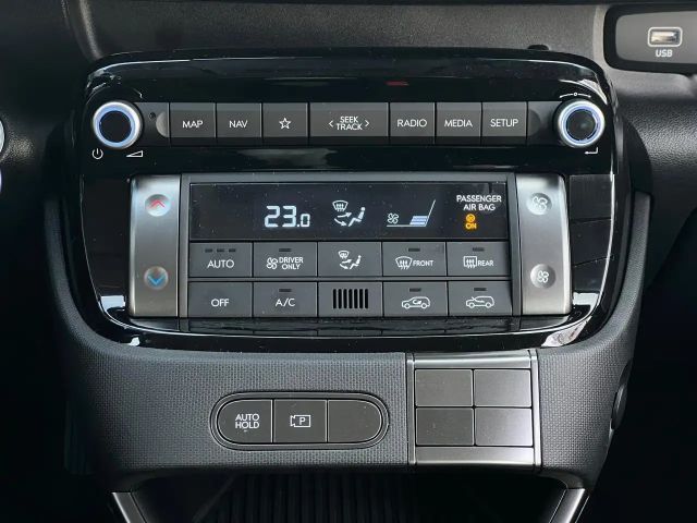 Hyundai INSTER Select