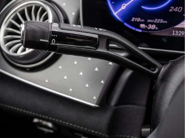 Mercedes-Benz EQE 300 Sedan