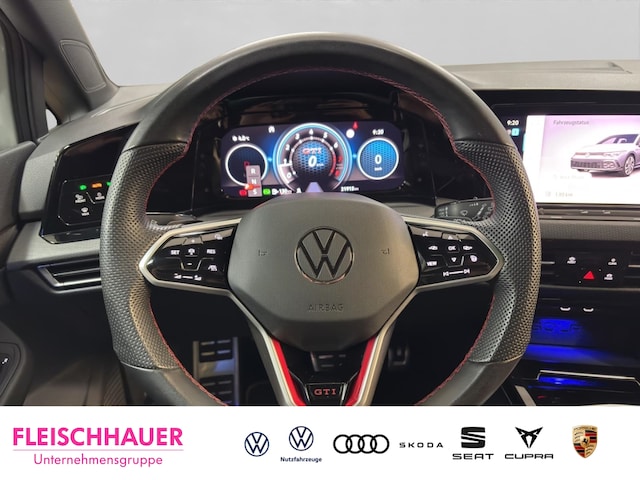 Volkswagen Golf 2.0 TSI Golf VIII Plus