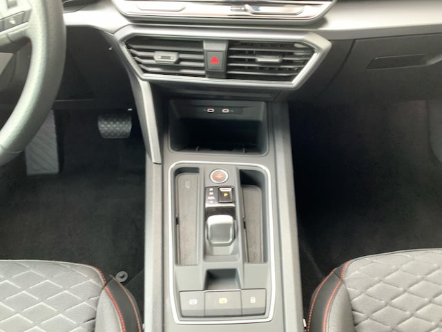 Seat Leon 1.5 eTSI FR-lijn