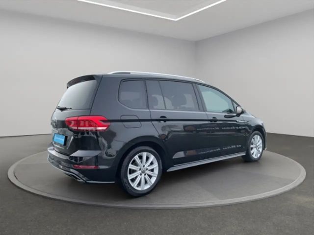Volkswagen Touran 1.5 TSI DSG R-Line