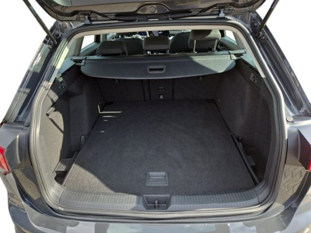 Volkswagen Golf 2.0 TDI DSG Life Variant