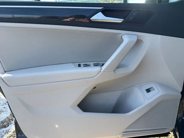 Volkswagen Tiguan DSG Elegance Elegance