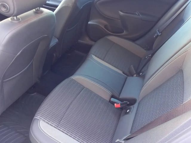 Opel Astra Business Elegance Turbo