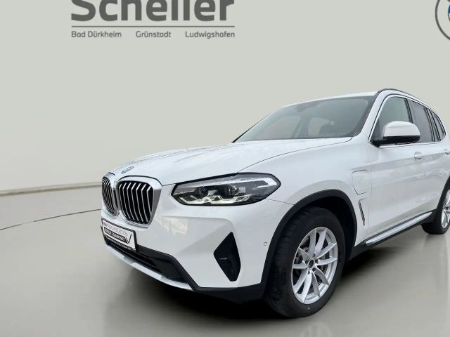 BMW X3 xDrive30e