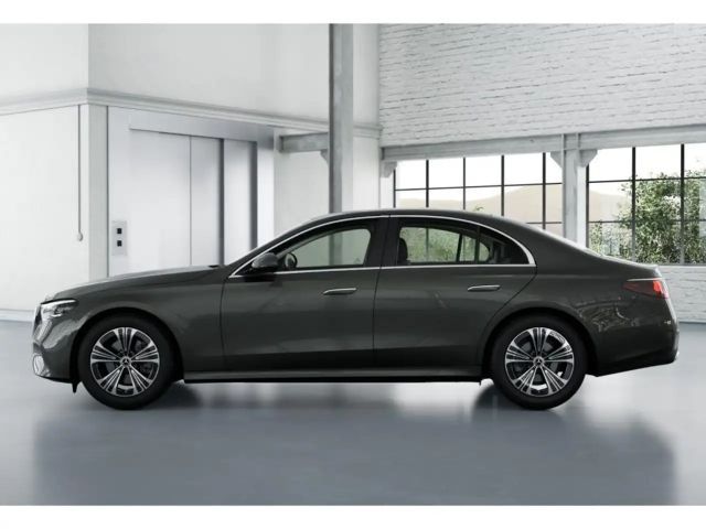 Mercedes-Benz E 200 AVANTGARDE Sedan