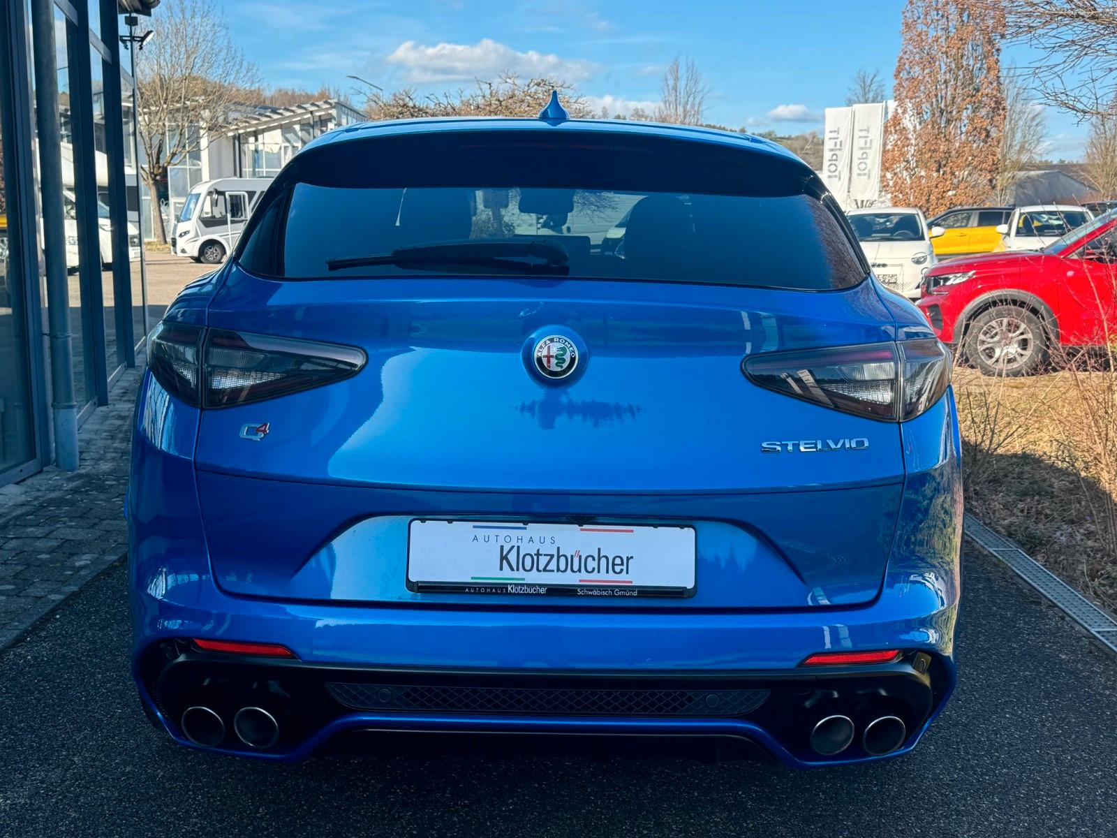 Alfa Romeo Stelvio Q4 Quadrifoglio