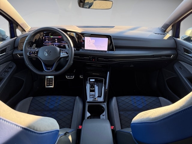 Volkswagen Golf 2.0 TSI Golf VIII