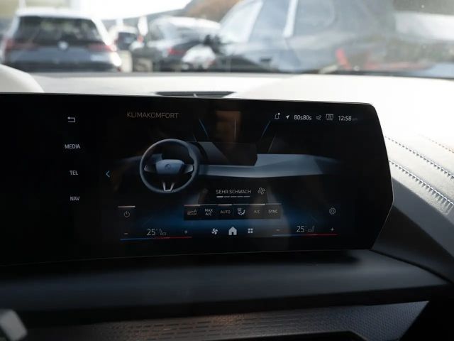 BMW 120 120d M-Sport Sedan