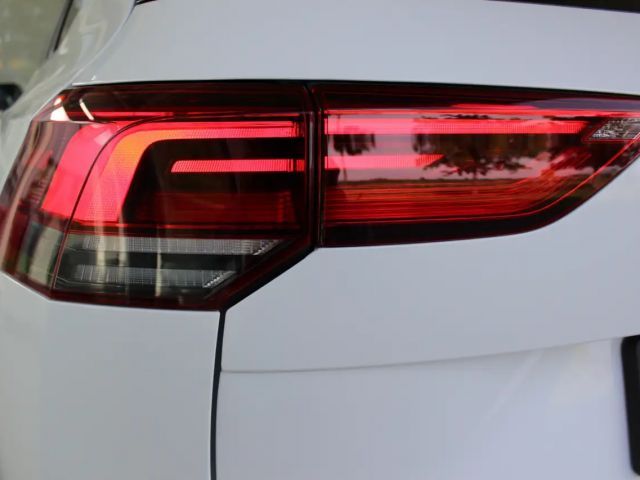 Volkswagen Golf 2.0 TDI Life Move Variant