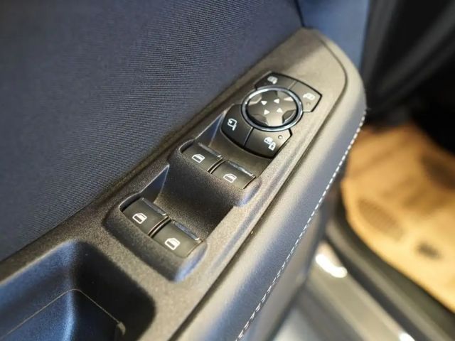 Ford S-Max 2,0 EcoBl. Aut. ''7SITZ*AHK*LED*NAVI*R-KAM''