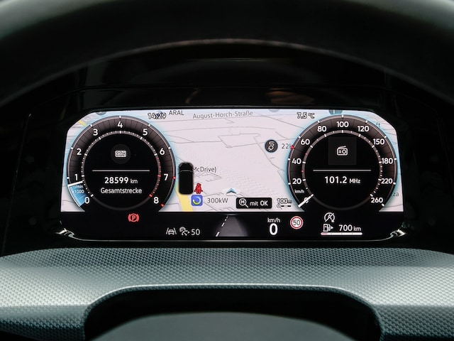 Volkswagen Golf 1.5 TSI Golf VIII